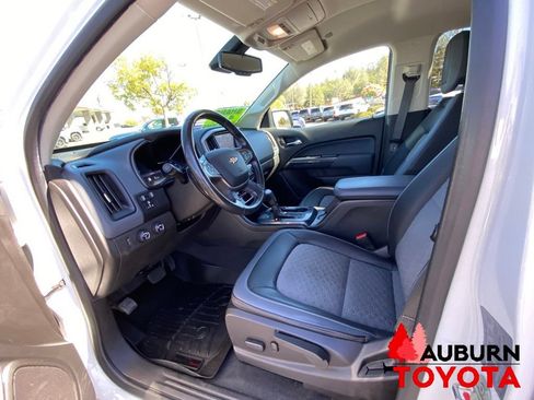 Used 2021 Chevrolet Colorado Z71 w/ Safety Package AWD/4WD image 31