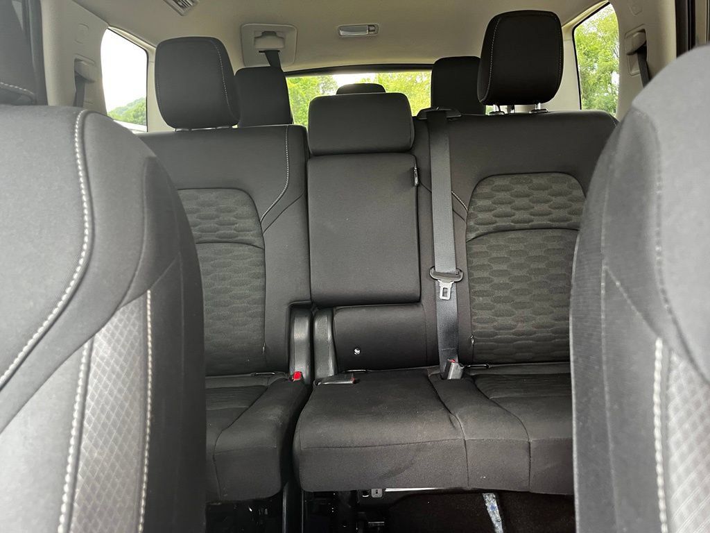 Used 2025 Nissan Pathfinder SV AWD/4WD image 23