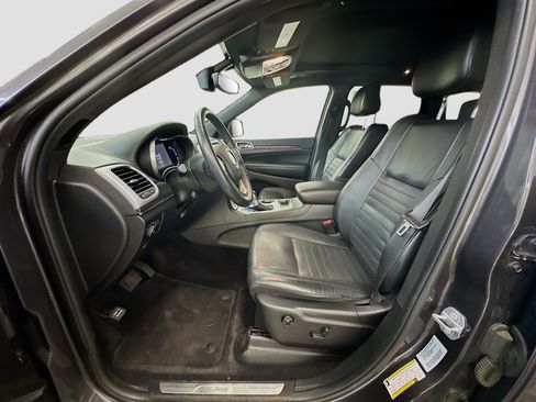 Used 2018 Jeep Grand Cherokee Limited image 13