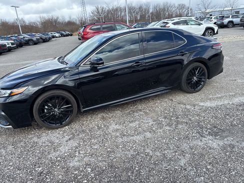 Used 2024 Toyota Camry XSE w/ Navigation Package image 6