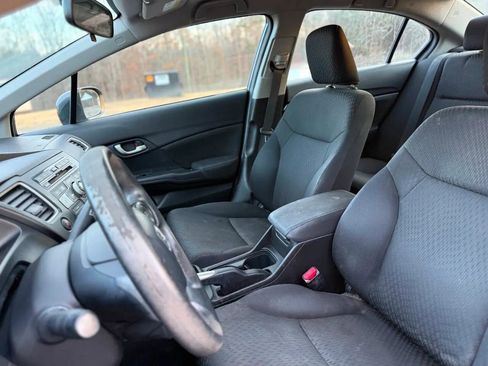 Used 2014 Honda Civic LX image 2