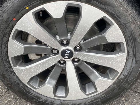 Used 2020 Kia Telluride S FWD image 27