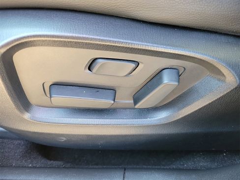 Used 2025 MAZDA CX-5 AWD 2.5 S w/ Preferred Package image 18