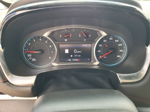 Used 2022 Chevrolet Traverse RS image 36