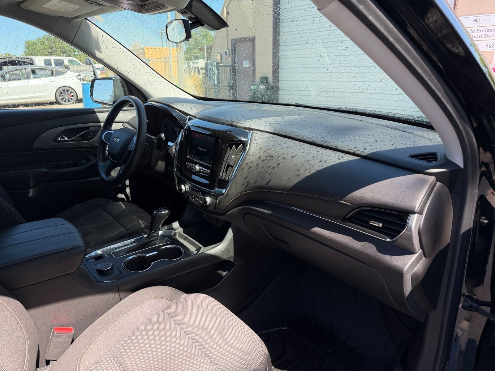 Used 2020 Chevrolet Traverse LS AWD/4WD image 16