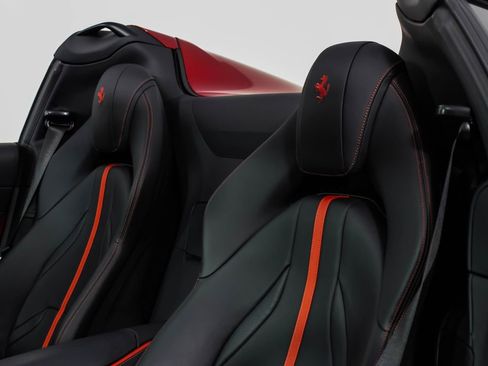 Certified 2022 Ferrari 812 GTS RWD image 45