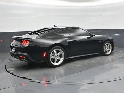 Used 2024 Ford Mustang GT Premium RWD image 33