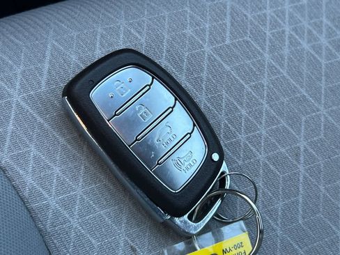 Used 2017 Hyundai Tucson Sport image 23