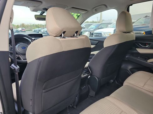 Used 2022 Subaru Ascent Premium w/ Convenience Package image 13