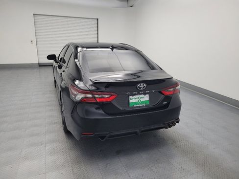 Used 2022 Toyota Camry SE w/ Audio Upgrade Package FWD image 6