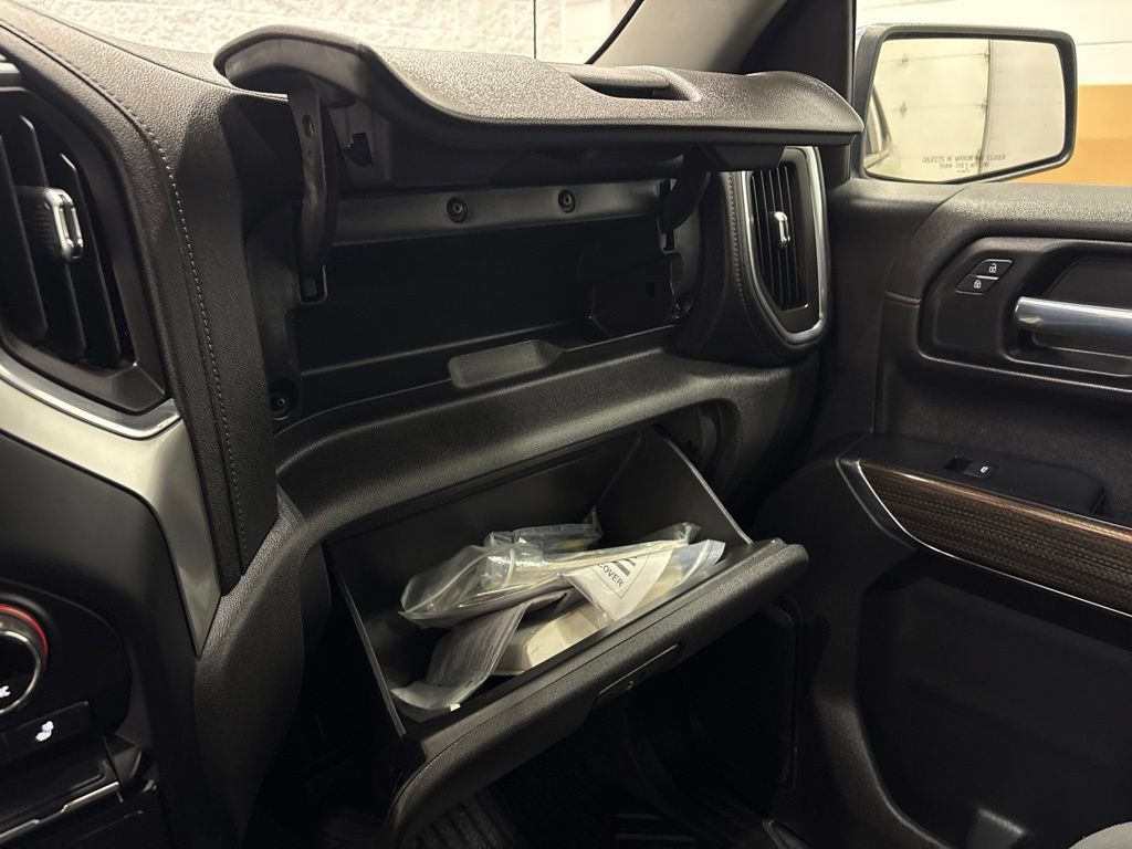 Used 2020 Chevrolet Silverado 1500 LT w/ All-Star Edition AWD/4WD image 28