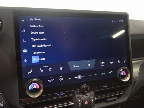 Used 2024 Lexus GX 550 w/ Accessory Package (Z1) image 26