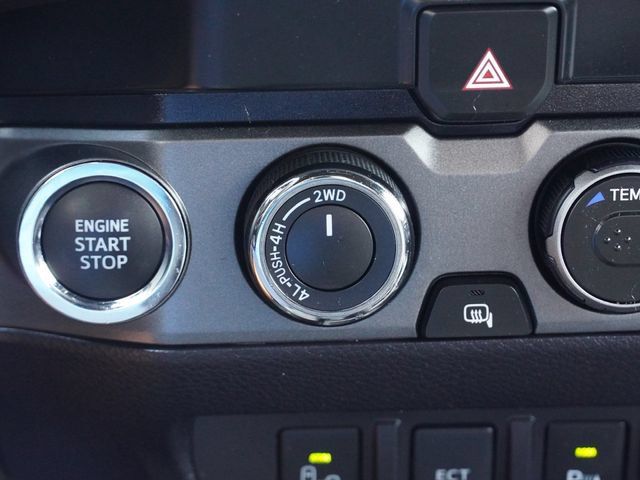 Used 2023 Toyota Tacoma TRD Sport w/ Technology Package AWD/4WD image 40