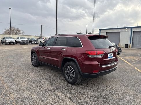 Used 2021 Jeep Grand Cherokee Limited image 3