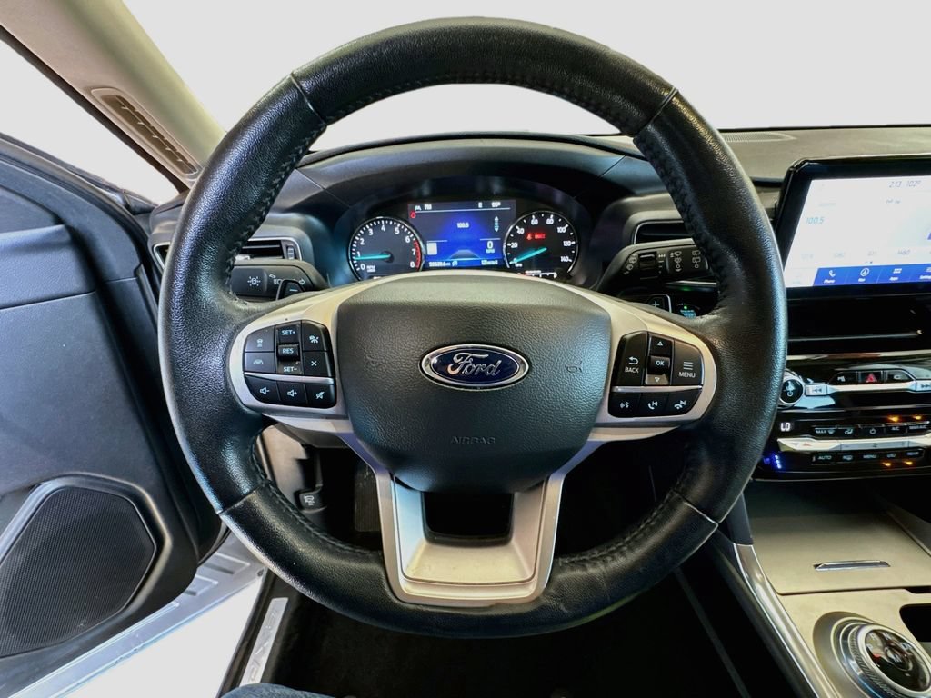 Used 2021 Ford Explorer Limited w/ Equipment Group 301A RWD image 13