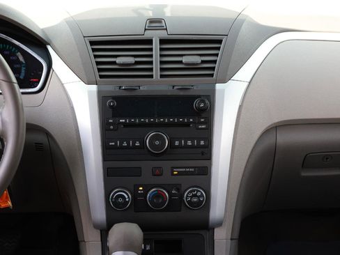 Used 2012 Chevrolet Traverse LS FWD image 34