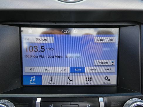 Used 2019 Ford Mustang Premium RWD image 25