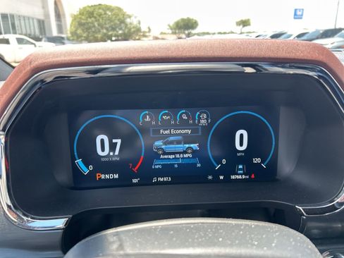 Used 2023 Ford F150 Lariat AWD/4WD image 16
