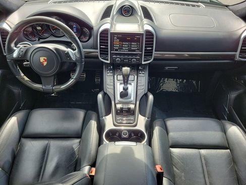 Certified 2014 Porsche Cayenne Turbo S AWD/4WD image 20