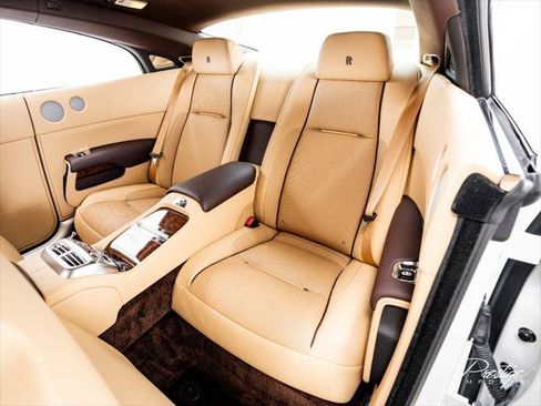 Used 2020 Rolls-Royce Wraith RWD image 25