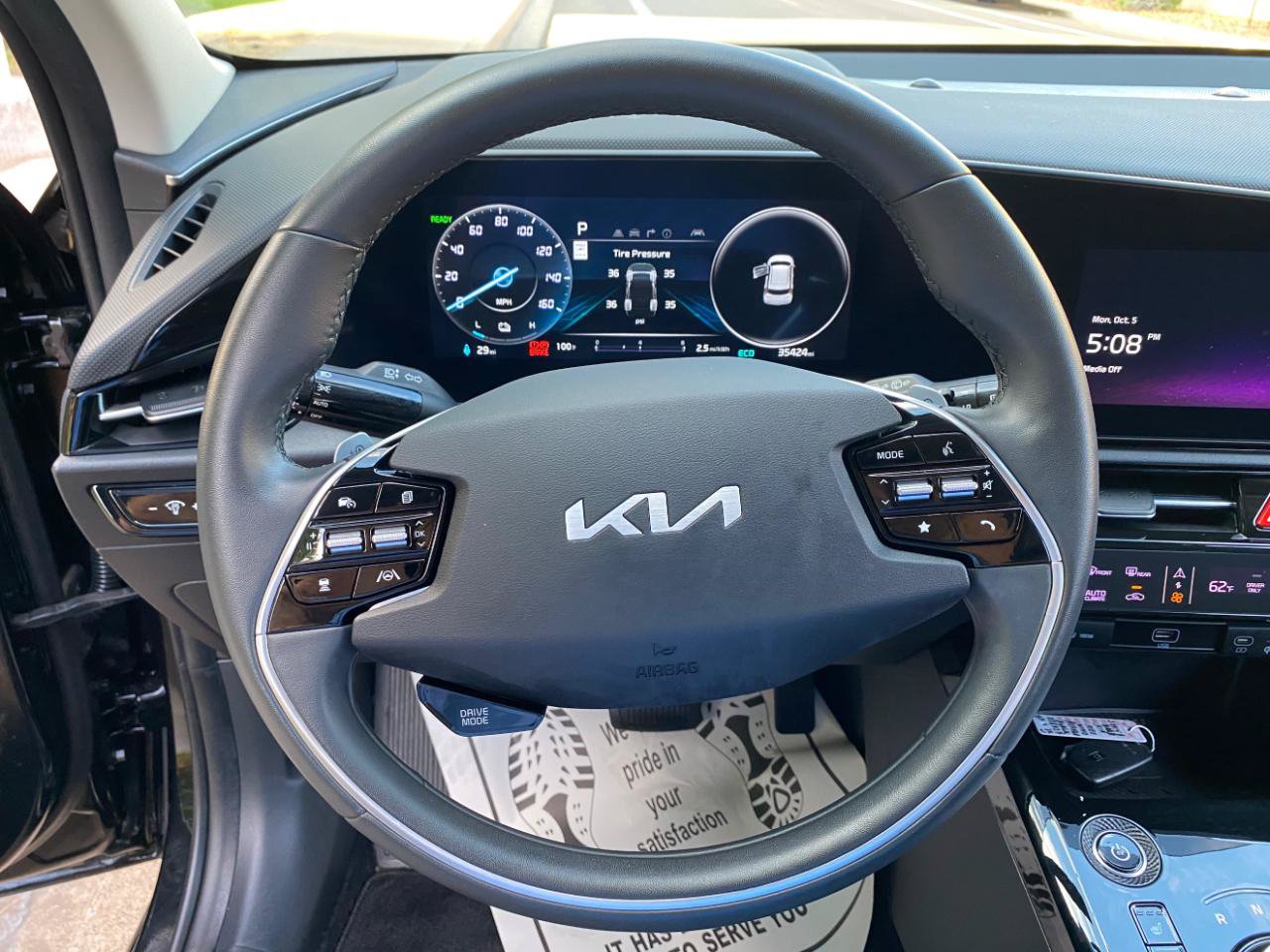 Used 2023 Kia Niro Wind FWD image 61