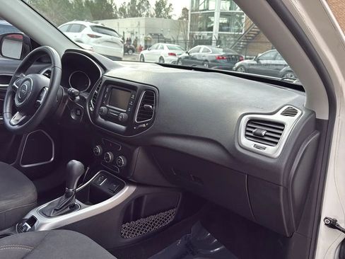 Used 2018 Jeep Compass Sport image 20