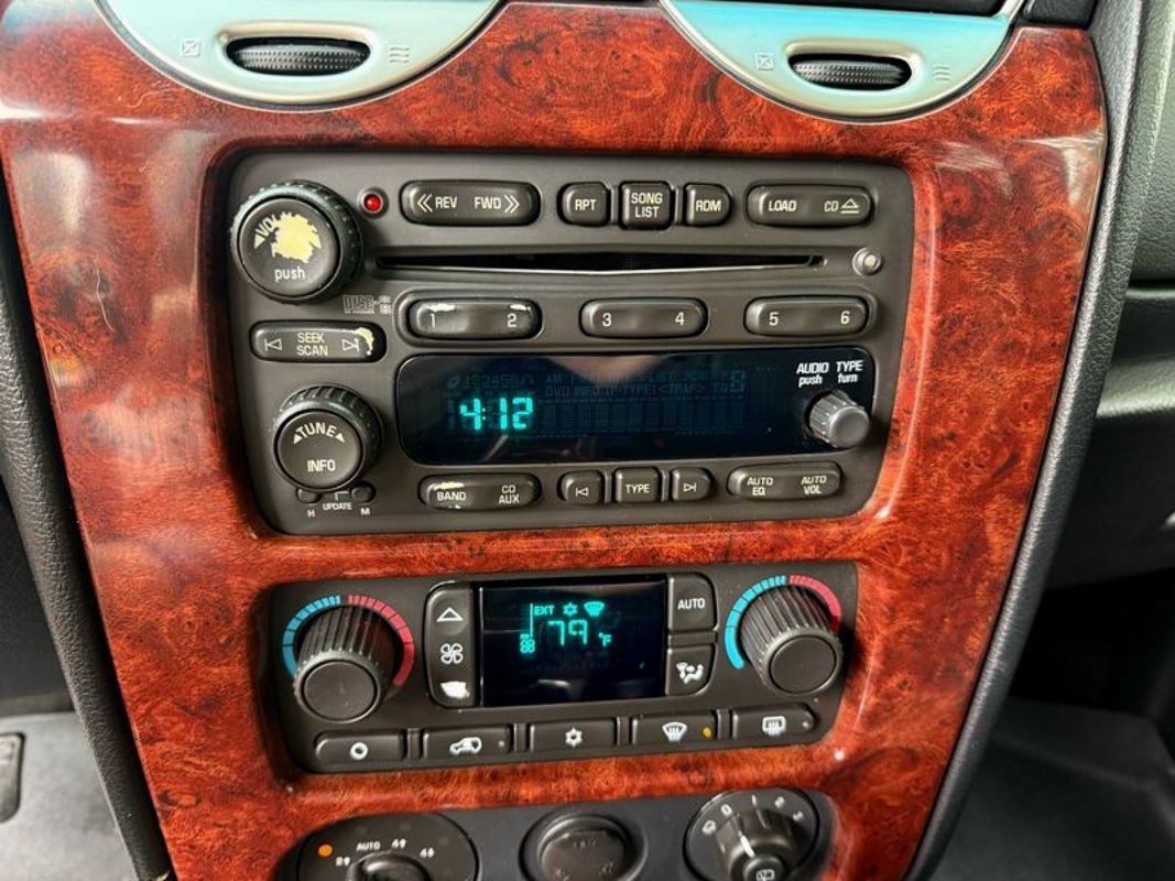 Used 2007 GMC Envoy Denali AWD/4WD image 24
