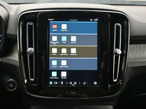 Used 2023 Volvo XC40 B5 Plus w/ Driver Assist Package image 19