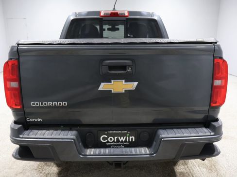 Used 2016 Chevrolet Colorado Z71 image 3