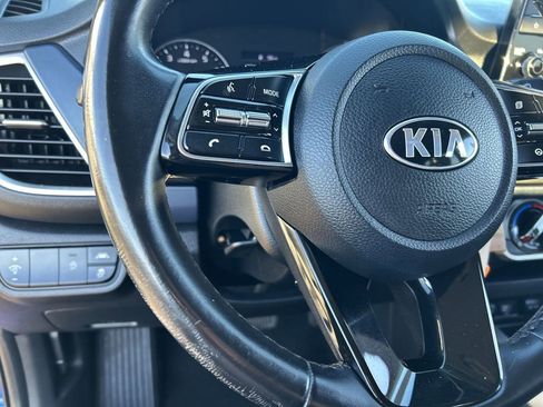Used 2021 Kia Seltos S image 20