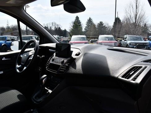 Used 2019 Ford Transit Connect XLT image 14