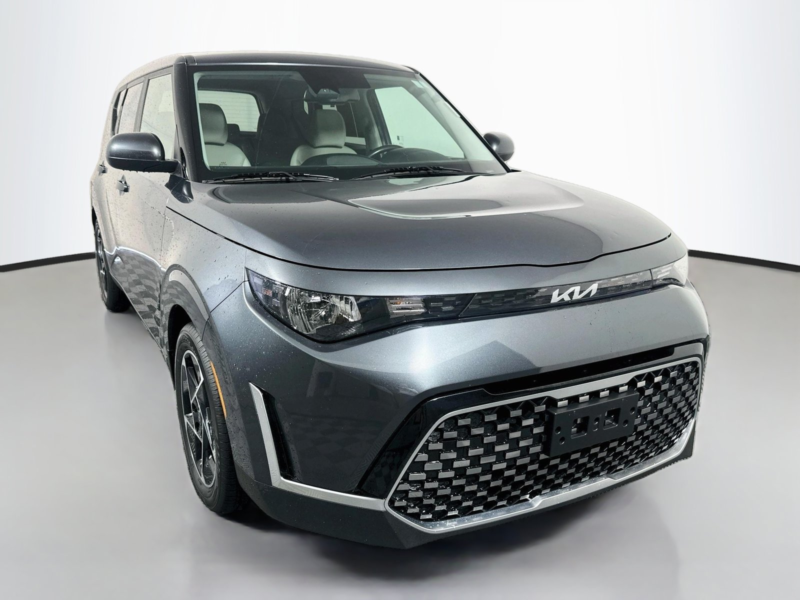 Used 2023 Kia Soul EX FWD image 1