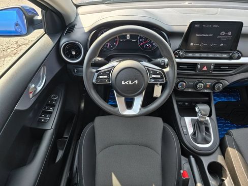 Used 2024 Kia Forte LXS FWD image 17