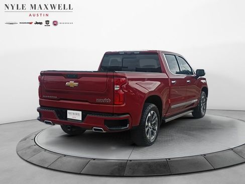 Used 2023 Chevrolet Silverado 1500 High Country w/ Technology Package image 16