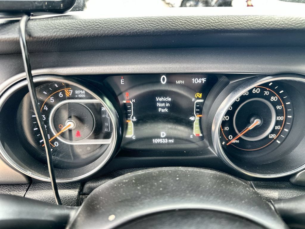 Used 2021 Jeep Gladiator Sport AWD/4WD image 30