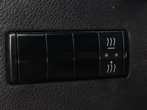 Used 2016 Mercedes-Benz Sprinter 2500 image 21