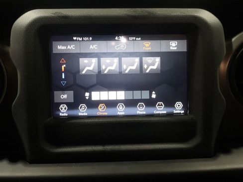 Used 2022 Jeep Wrangler Sport image 22