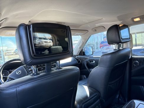 Used 2022 Nissan Armada Platinum w/ Captain's Chairs Package image 7