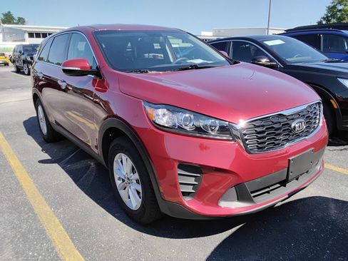 Used 2020 Kia Sorento LX FWD image 12