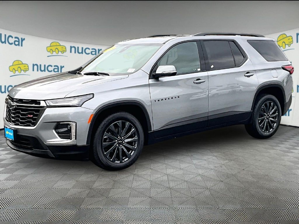 Used 2023 Chevrolet Traverse RS AWD/4WD image 3