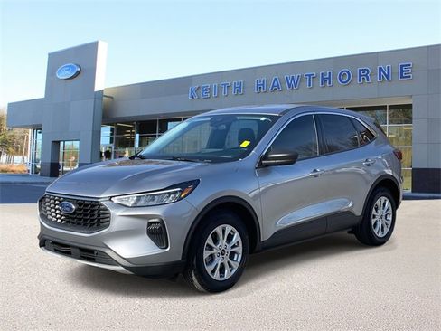 Certified 2024 Ford Escape Active w/ Tech Pack #1 image 3