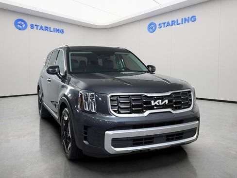 Used 2024 Kia Telluride S image 14
