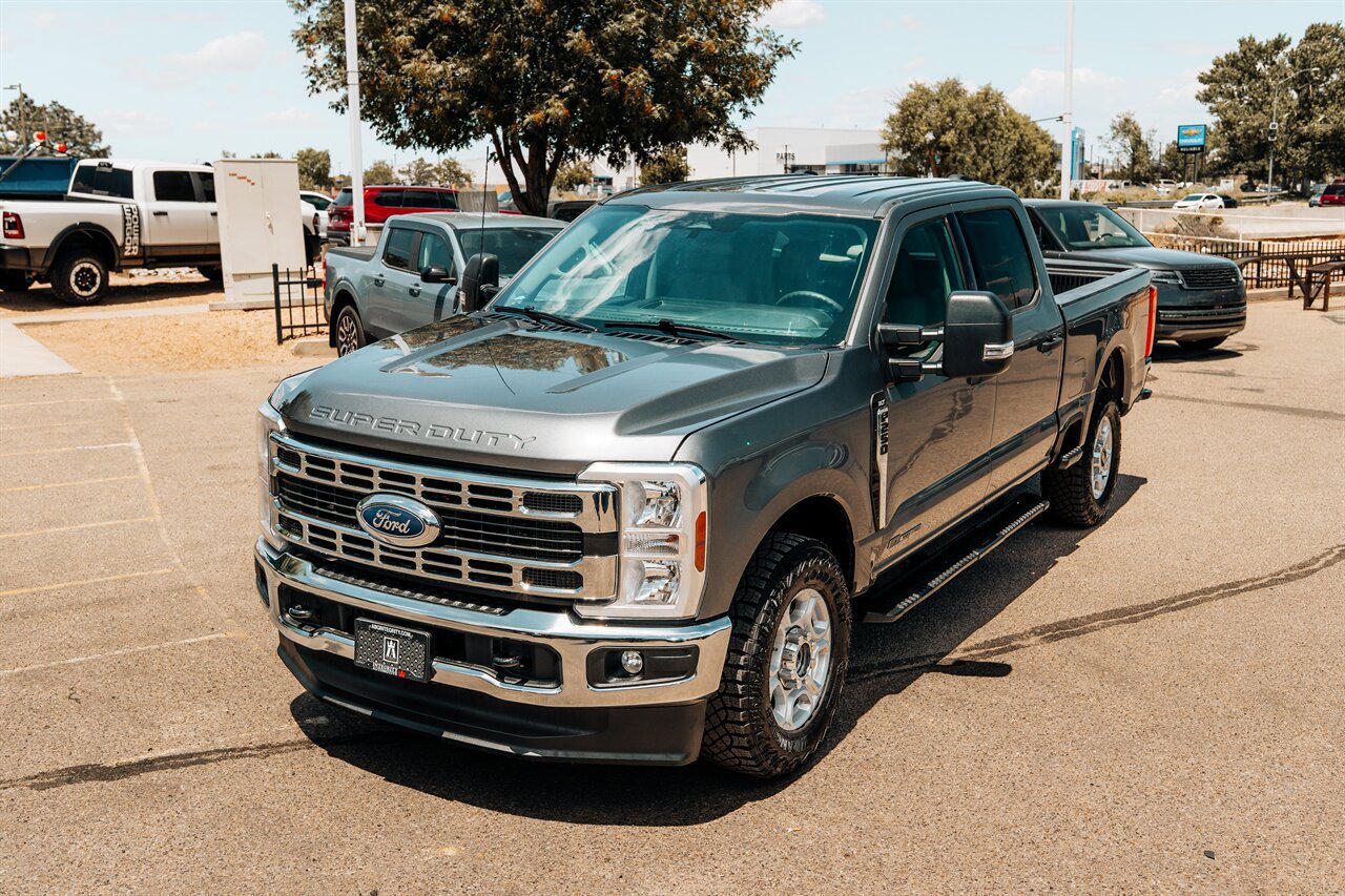 Used 2025 Ford F250 XLT AWD/4WD image 14