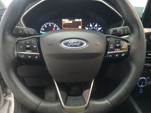 Used 2022 Ford Escape SE w/ Convenience Package FWD image 18