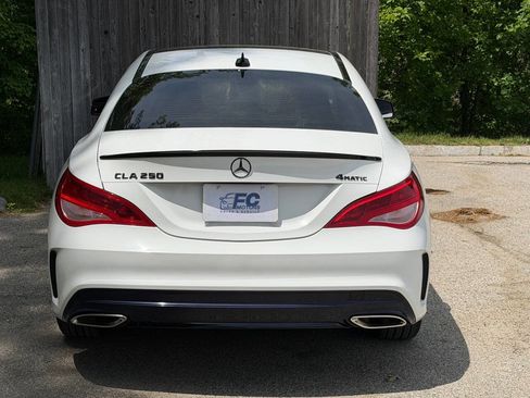 Used 2019 Mercedes-Benz CLA 250 4MATIC image 5