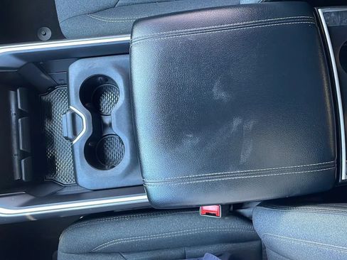Used 2019 RAM 1500 Big Horn RWD image 23