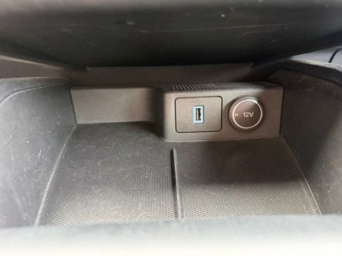 Certified 2020 Ford Escape Titanium AWD/4WD image 24