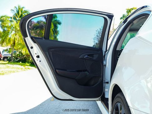 Used 2016 Chevrolet SS image 44