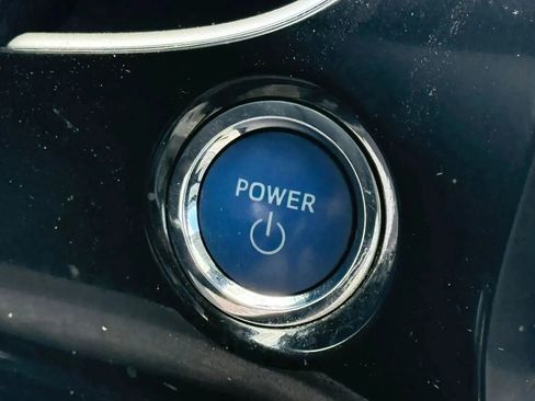 Used 2017 Toyota Prius Prime Plus w/ Carpet Mat Package image 25