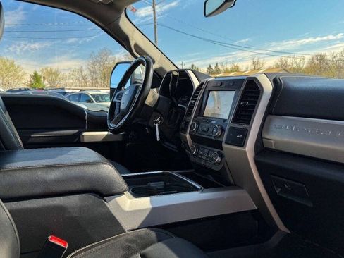 Used 2021 Ford F350 Lariat w/ Chrome Package AWD/4WD image 16